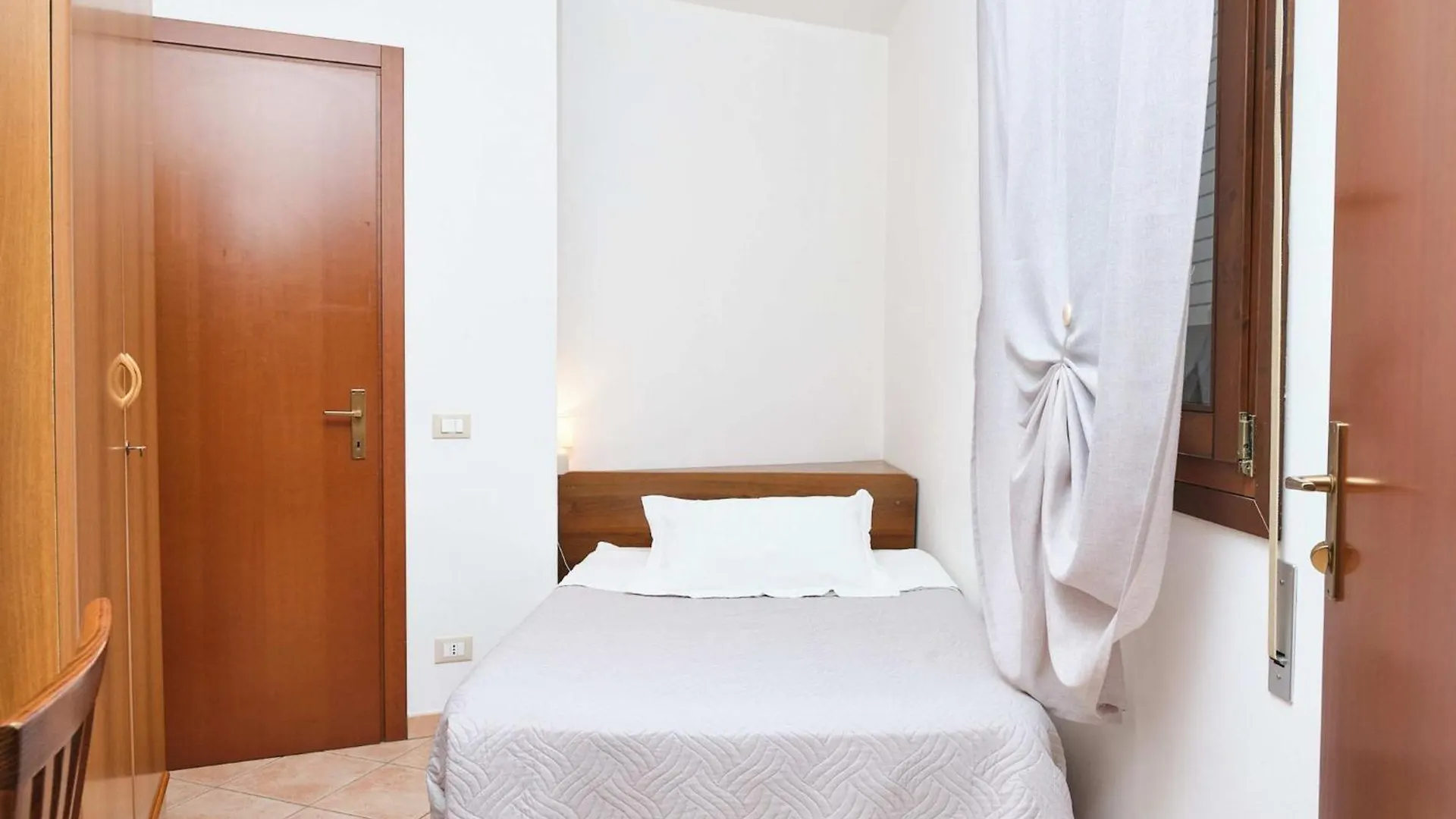 Room In Bb - Single Room For Bike Lovers In A Bb In Porto Viro